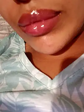 Sexlove1xo online show from 10.15.25