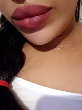 Sexlove1xo online show from 11.06.25