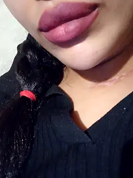 Sexlove1xo online show from 11.24.25