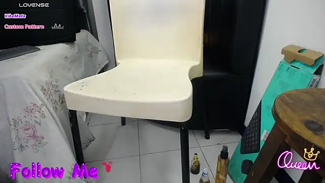 Snapshot of miha_sex91 chatting on 04.29.26 miha sex91 online show from 04.29.26