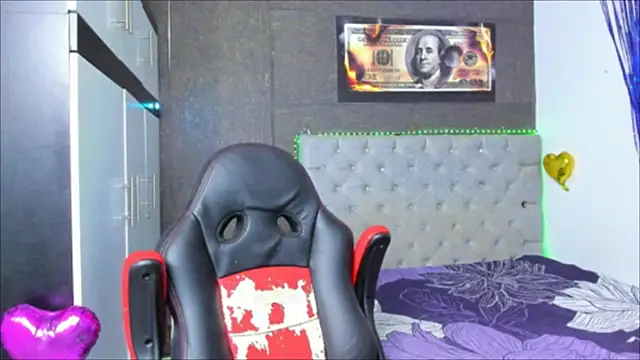 luigi hot  online show from 07.22.26