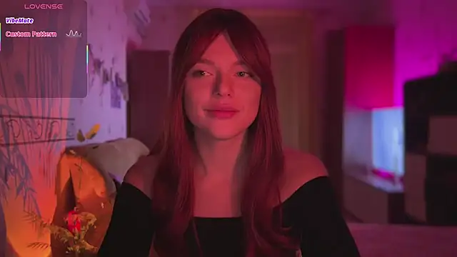 CherryRed Girl online show from 03.04.26