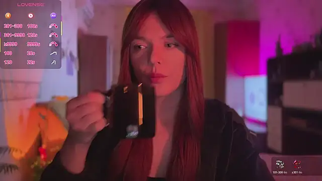 CherryRed Girl online show from 04.17.26