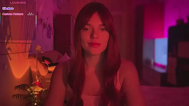 CherryRed Girl online show from 06.18.26