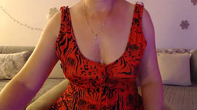 YourfantasyGiuly online show from 07.08.26