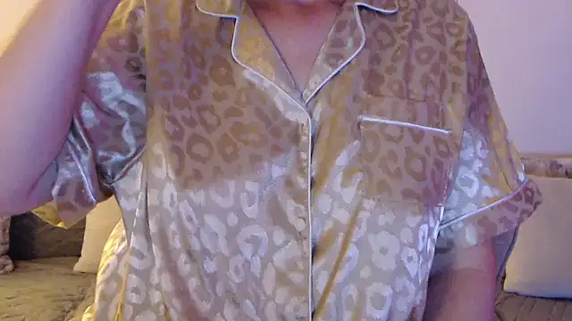 YourfantasyGiuly online show from 07.15.26