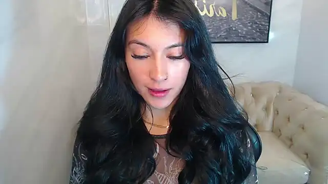 Snapshot of Isabella_Collen_v chatting on 05.19.26 Isabella Collen v online show from 05.19.26