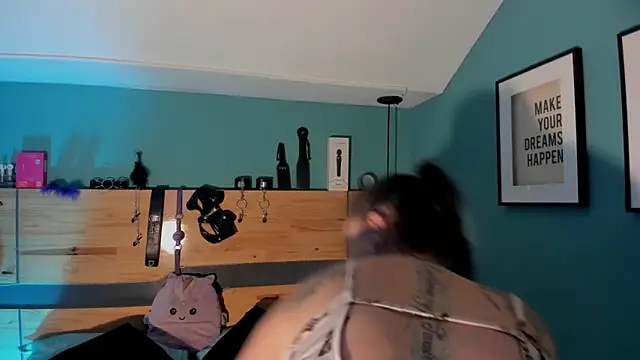 ChloeAllennn online show from 02.21.26