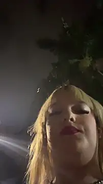 Snapshot of ScarletThompsonx chatting on 04.14.26 ScarletThompsonx online show from 04.14.26