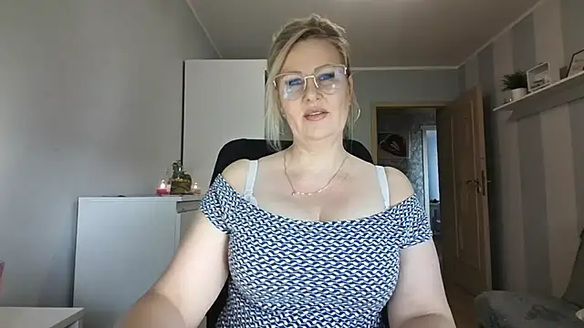 DianaLive online show from 02.26.26