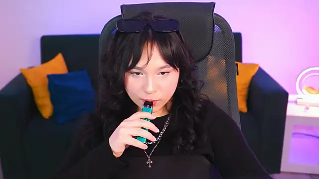 HanaWise online show from 02.25.25