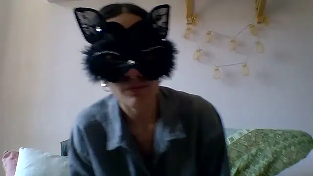 Snapshot of kittysissy chatting on 05.31.26 kittysissy online show from 05.31.26