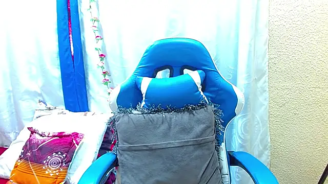 Gia leinn online show from 03.18.26