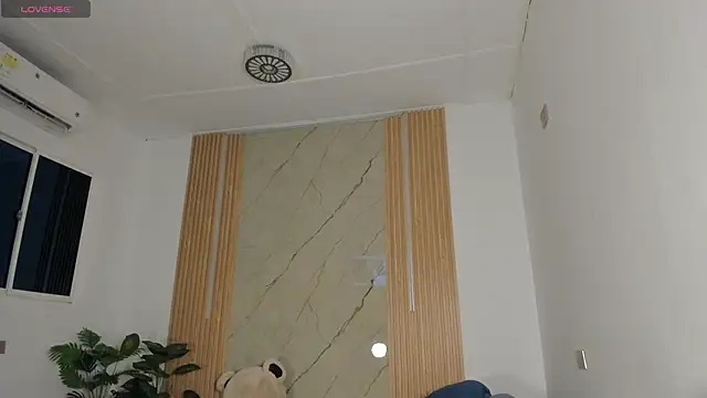 flor herrera01 online show from 04.12.26