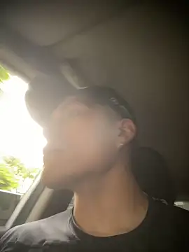 Snapshot of MaxxxSteil chatting on 03.20.25 MaxxxSteil online show from 03.20.25