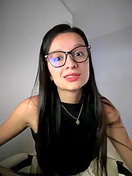 Soy Sara7 online show from 10.24.25