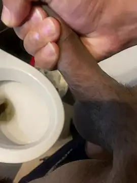 Snapshot of rogerdik76 chatting on 02.26.25 rogerdik76 online show from 02.26.25