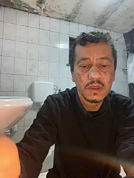 Snapshot of rogerdik76 chatting on 02.06.26 rogerdik76 online show from 02.06.26