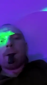 Snapshot of great_feeling chatting on 02.24.25 great feeling online show from 02.24.25