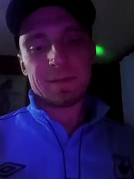 Snapshot of great_feeling chatting on 02.25.25 great feeling online show from 02.25.25