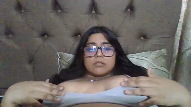 Snapshot of virginbrunette99 chatting on 03.14.25 virginbrunette99 online show from 03.14.25