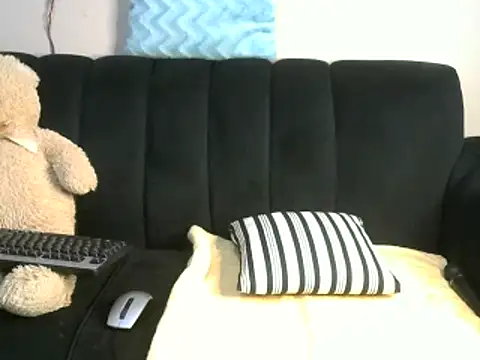 Snapshot of naughty_berry01 chatting on 02.27.25 naughty berry01 online show from 02.27.25