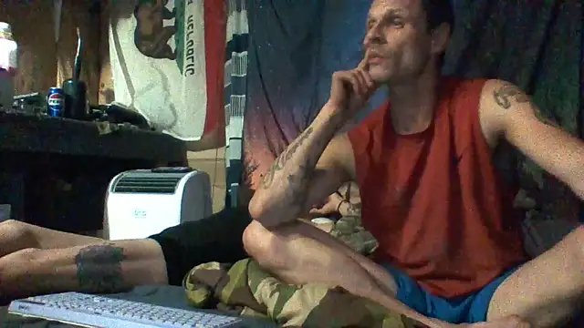 Snapshot of SillyRabbitz chatting on 05.10.26 SillyRabbitz online show from 05.10.26