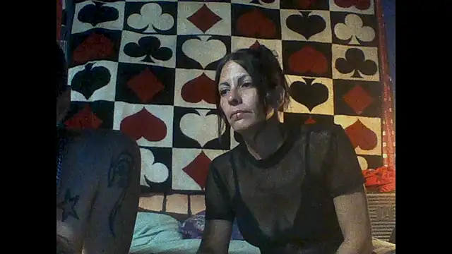 Snapshot of SillyRabbitz chatting on 06.18.26 SillyRabbitz online show from 06.18.26