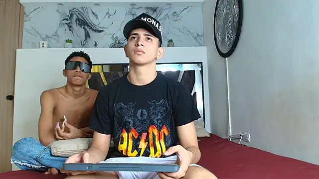 KING OFF BOYS online show from 10.28.25