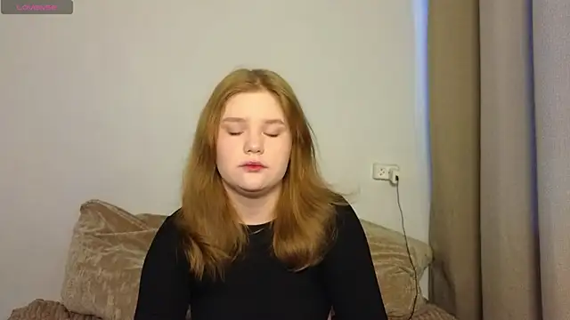 LaseyMoon online show from 02.22.26