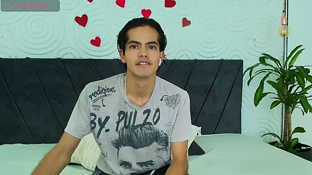 Maximoherrera 16 online show from 03.05.25