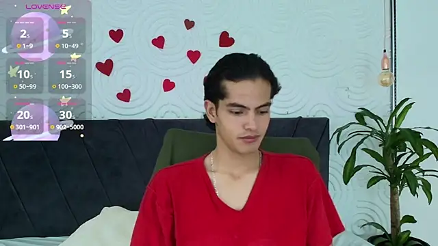 Snapshot of Maximoherrera_16 chatting on 04.23.26 Maximoherrera 16 online show from 04.23.26