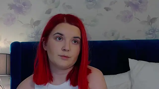 Snapshot of KailyKay chatting on 11.13.25 KailyKay online show from 11.13.25