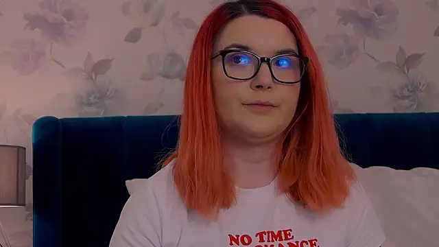 Snapshot of KailyKay chatting on 02.12.26 KailyKay online show from 02.12.26