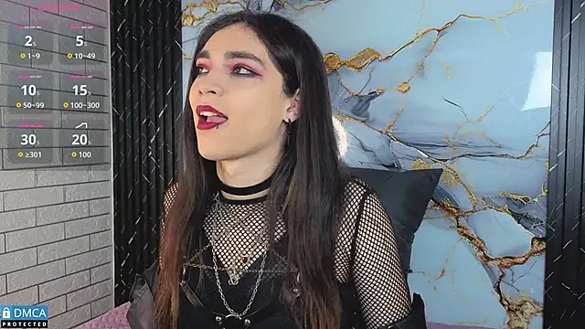 MaeveKuro online show from 01.17.26