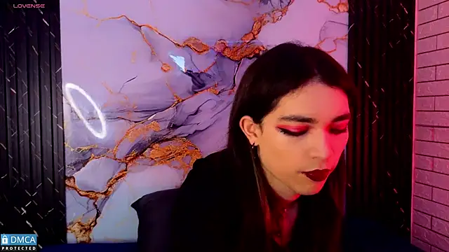 MaeveKuro online show from 03.20.26