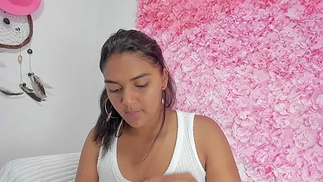 Melodymoore  online show from 03.03.26