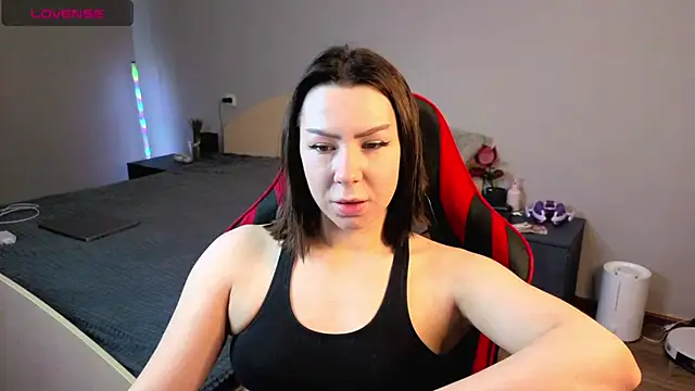 Snapshot of meganluss chatting on 02.20.26 meganluss online show from 02.20.26