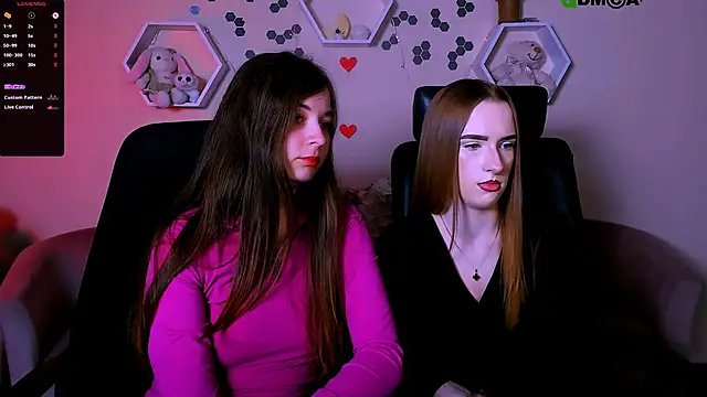 Snapshot of doll_vey chatting on 09.21.25 doll vey online show from 09.21.25