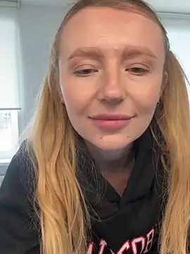 EvaBrooklyn online show from 03.02.25