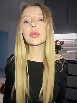 EvaBrooklyn online show from 03.13.25