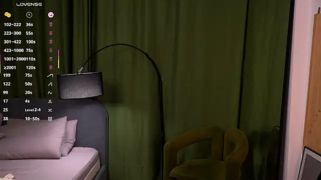 ErlineDumford online show from 03.09.25