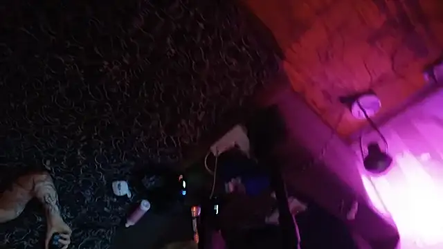 Snapshot of All_Myself chatting on 03.03.25 All Myself online show from 03.03.25