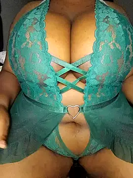 wamie12 online show from 09.29.25