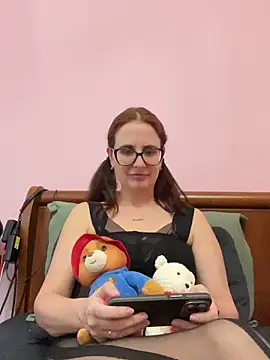 Snapshot of NataKitten chatting on 02.27.25 NataKitten online show from 02.27.25