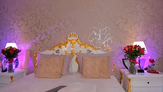 ScarlettWallace online show from 11.08.25