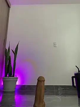 AshleyG 222 online show from 03.22.25