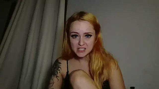 sluttypumpkin online show from 07.29.26