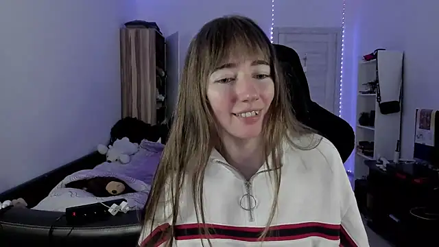 Snapshot of bekkawell chatting on 09.23.25 bekkawell online show from 09.23.25