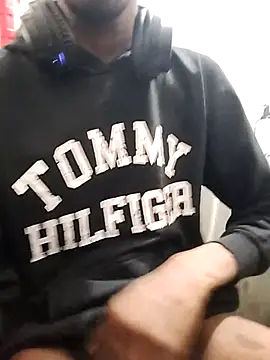 Snapshot of BlackDog__69 chatting on 10.25.25 BlackDog  69 online show from 10.25.25